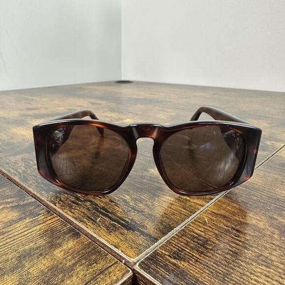 CHANEL Sunglasses 0004 80 Womens Brown Tortoise Square CC Logo Oversized Frame main image 6